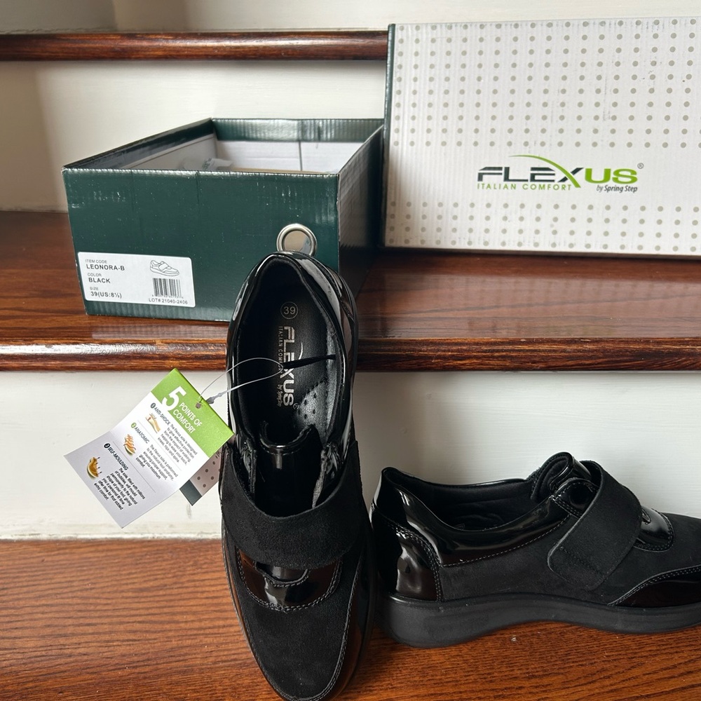 Black Flexus Spring Step Comfort Self-molding Shoes NWT